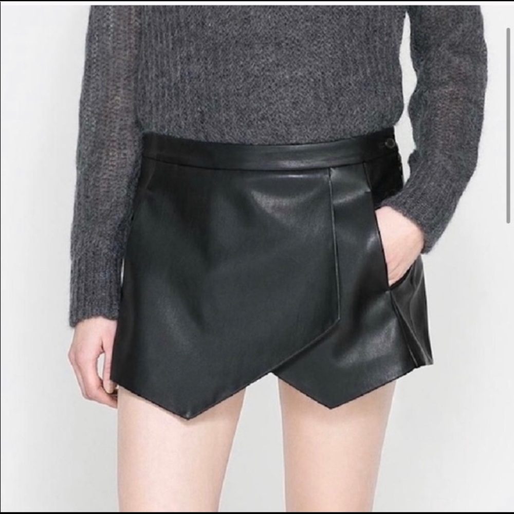 Zara leather shorts/skirt (skort)